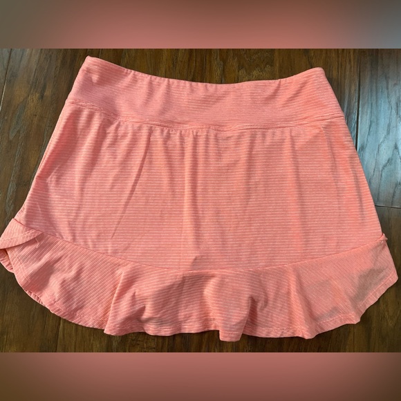 Lija pickleball skirt, Like new, peach color, Small, Tennis, Golf - Picture 6 of 6